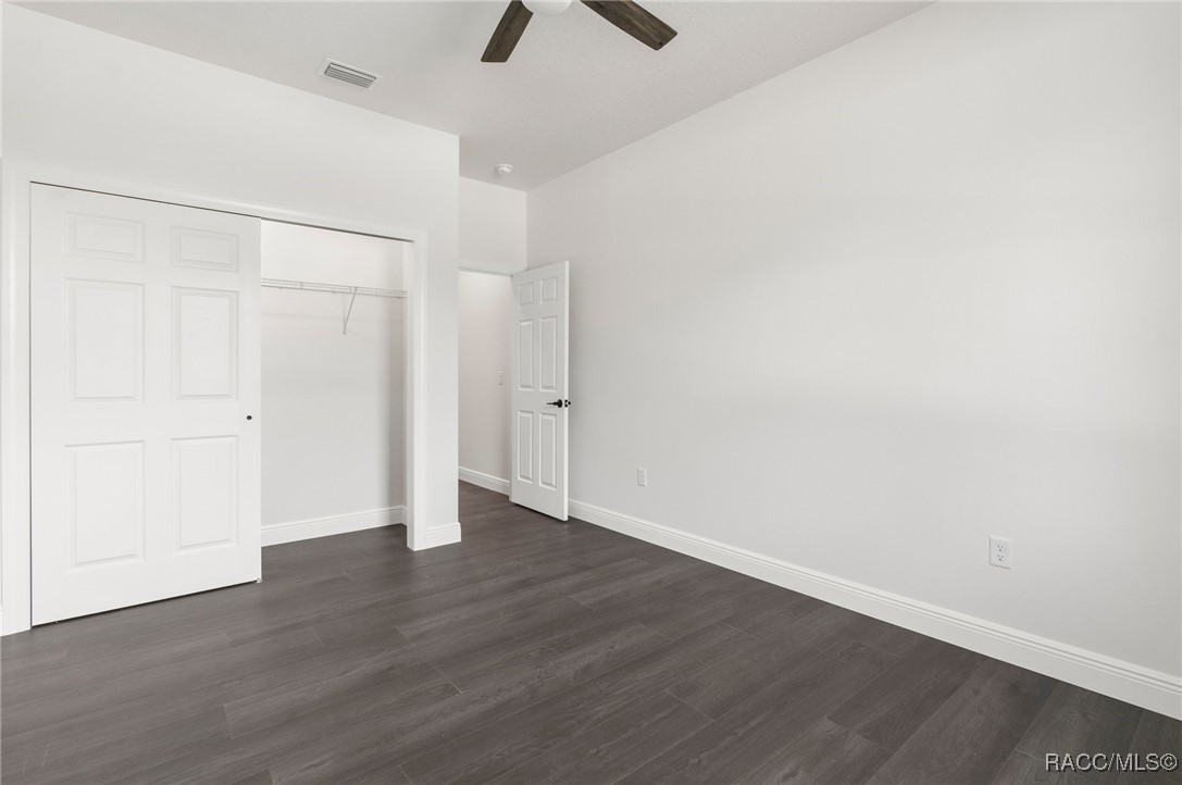 16043 W Penn State Road, Weeki Wachee, New York image 12