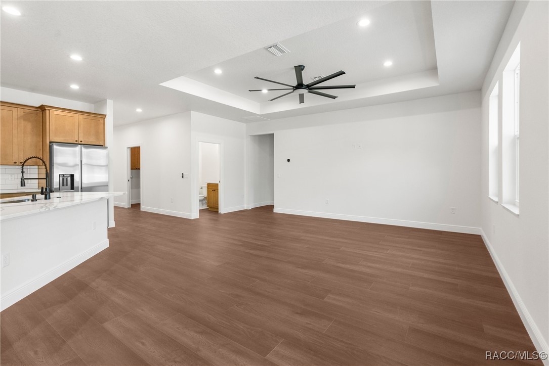 16043 W Penn State Road, Weeki Wachee, New York image 19
