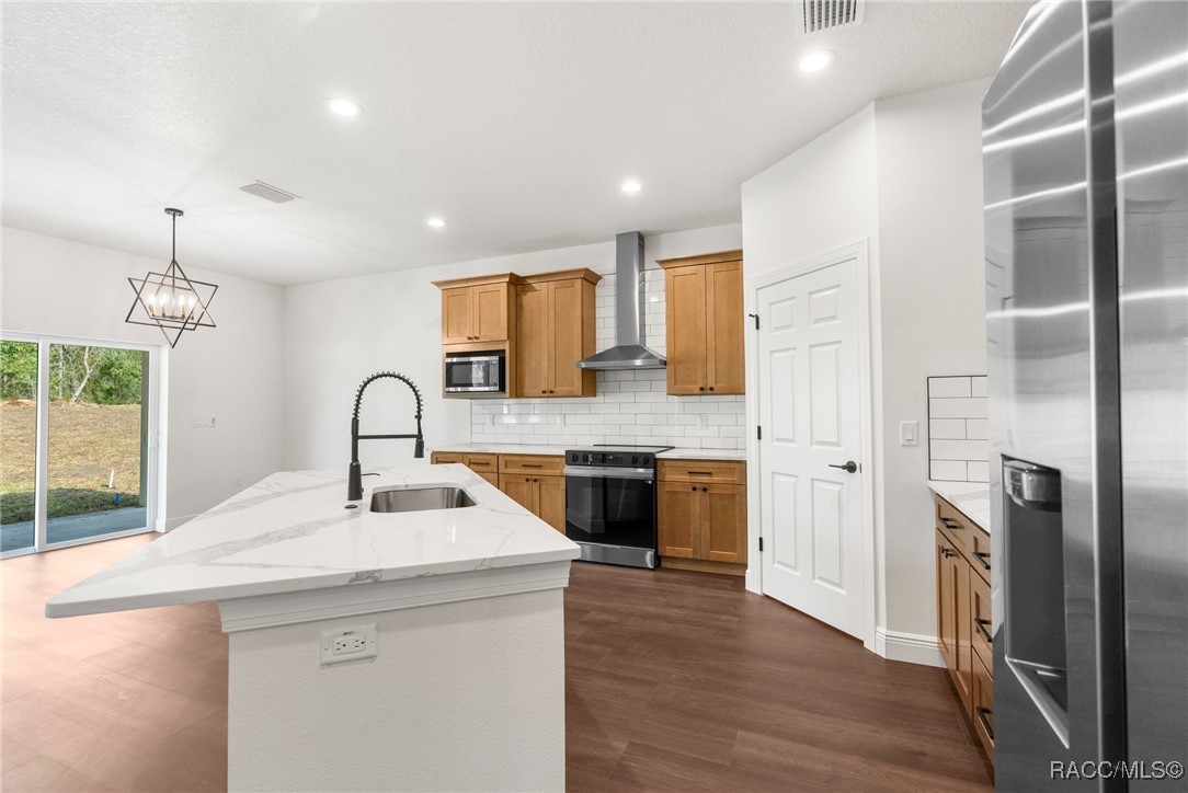 16043 W Penn State Road, Weeki Wachee, New York image 20