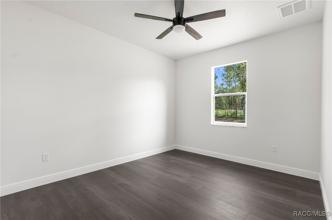 16043 W Penn State Road, Weeki Wachee, New York image 7