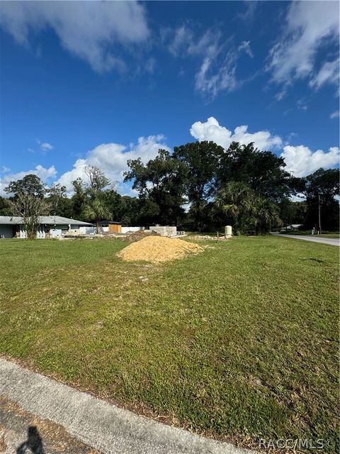 Vacant Land For Sale - 6167 E Dell Lane<br/> Inverness, FL 34452