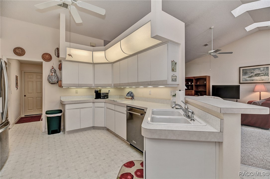 3153 N Stirrup Drive