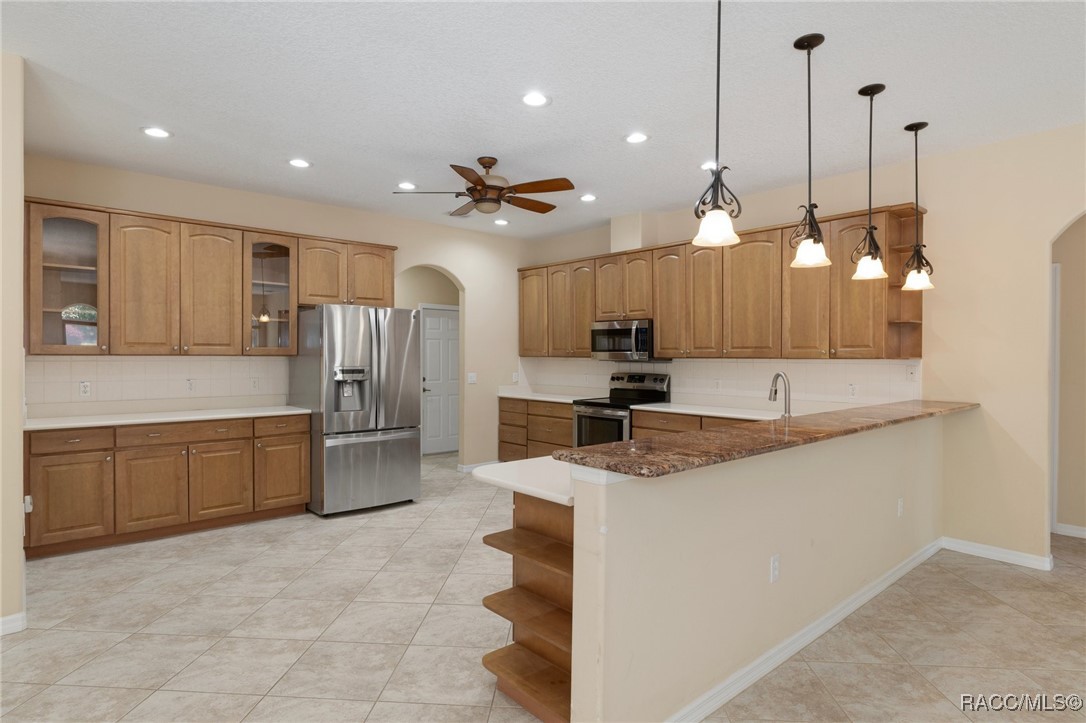 2234 W Begonia Drive, Beverly Hills, New York image 10