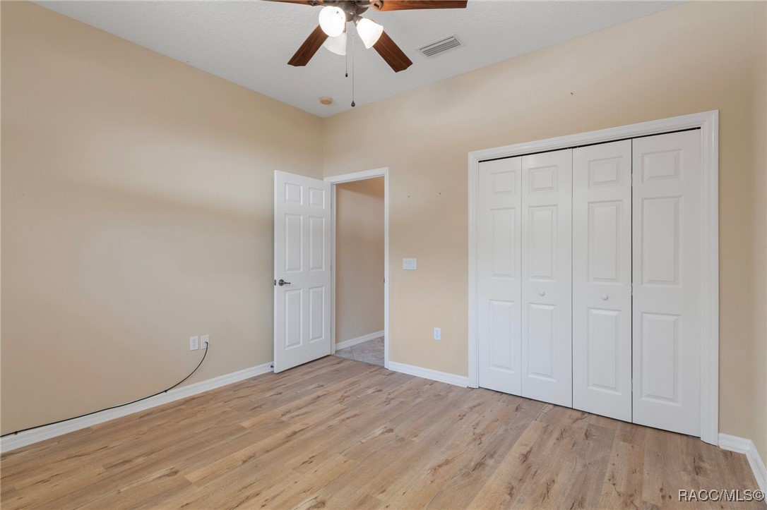 2234 W Begonia Drive, Beverly Hills, New York image 33