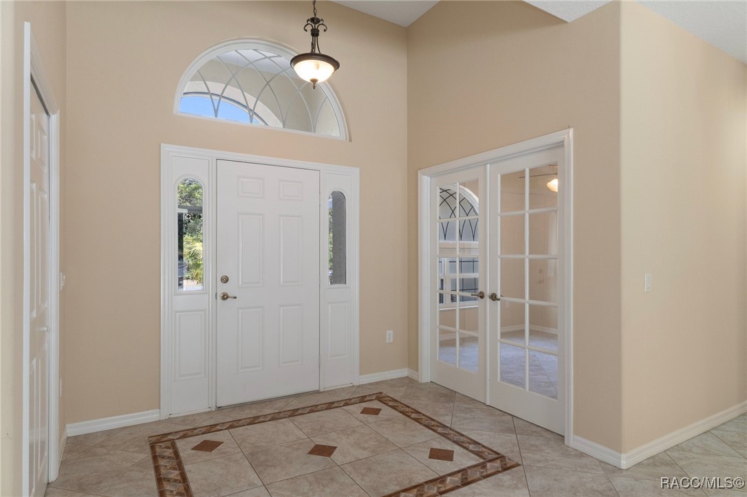 2234 W Begonia Drive, Beverly Hills, New York image 3
