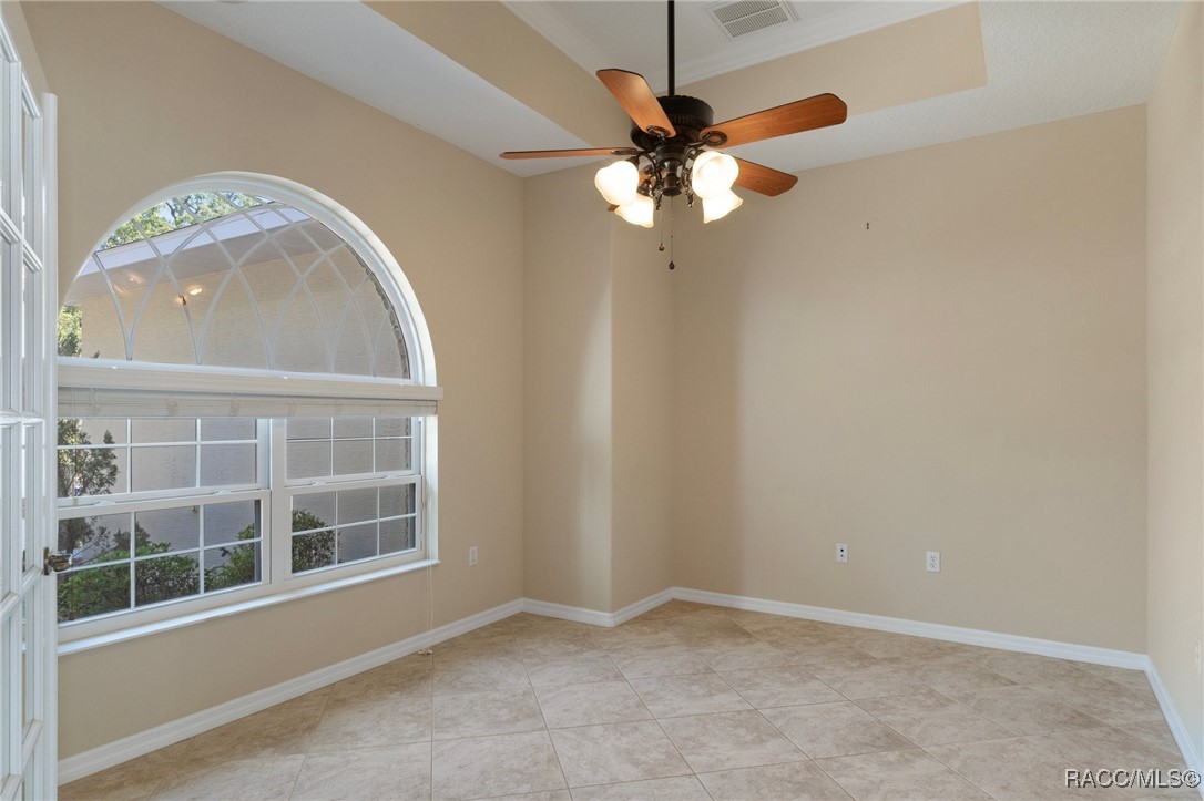 2234 W Begonia Drive, Beverly Hills, New York image 6