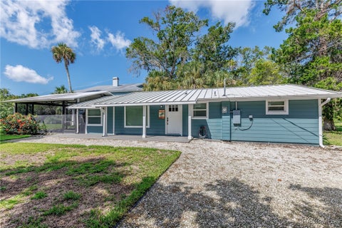Featured picture for the property 846396