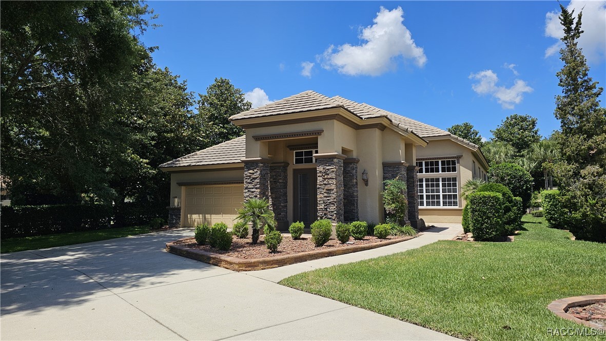 1789 N Sky Glen Path