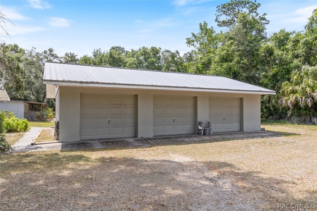 693 Highway 40, Inglis, Florida image 31