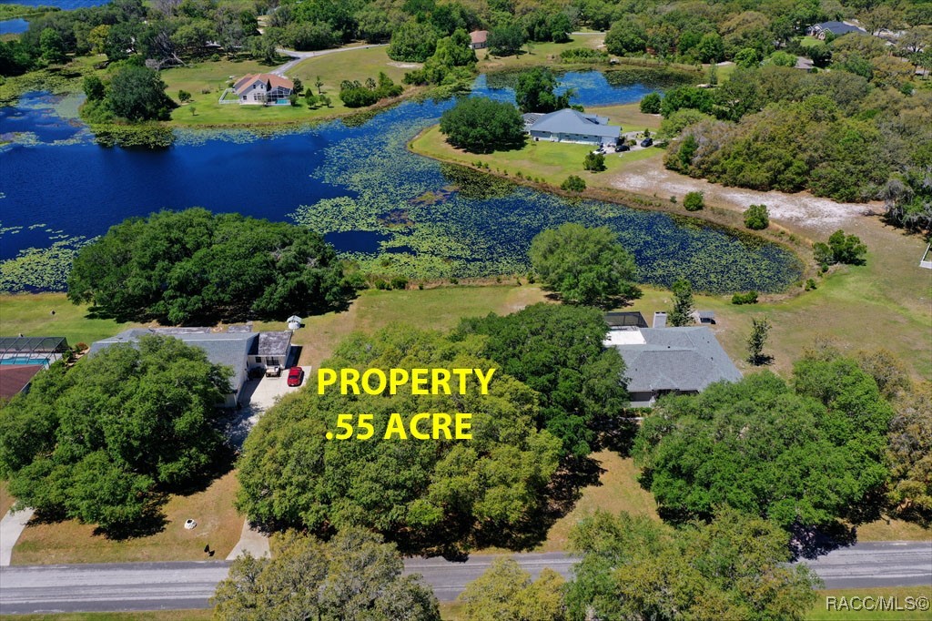 9740 E Baymeadows Drive, Inverness, New York image 2