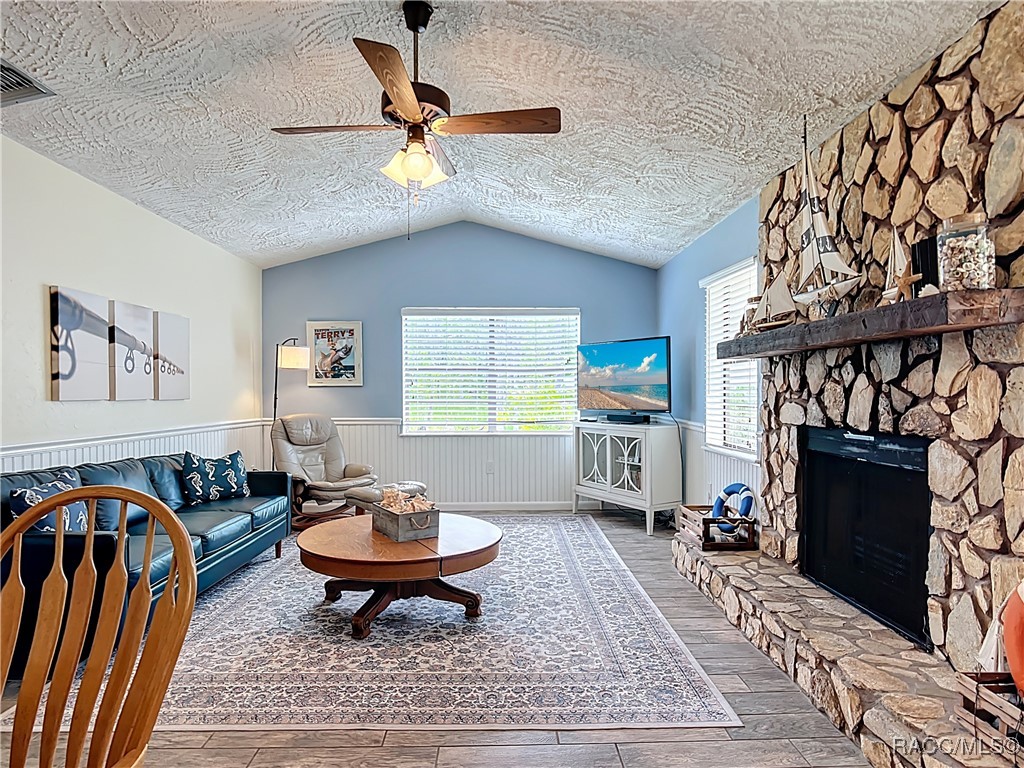 857 N Palm Springs Terrace, Crystal River, Florida image 17