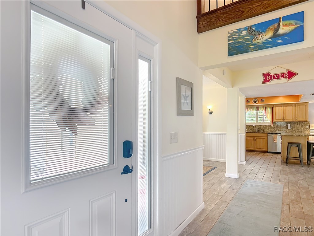 857 N Palm Springs Terrace, Crystal River, Florida image 4