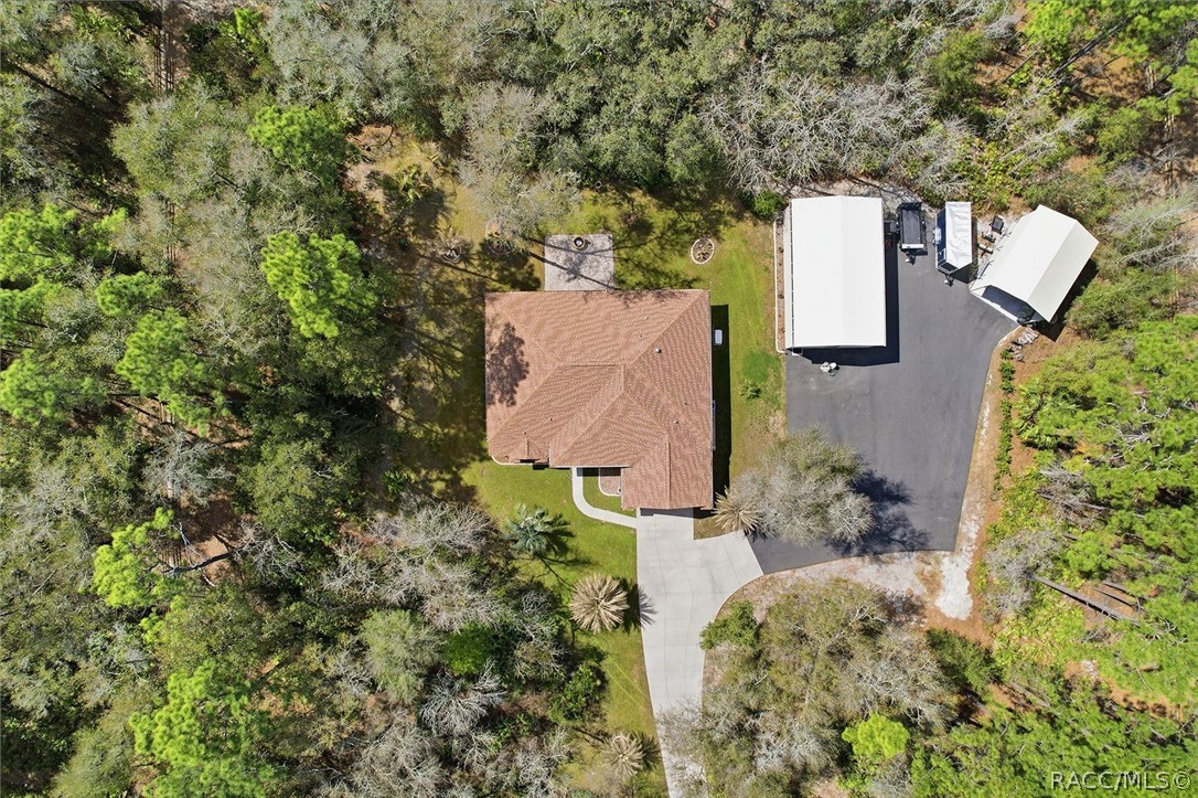 3953 N Buckhorn Drive