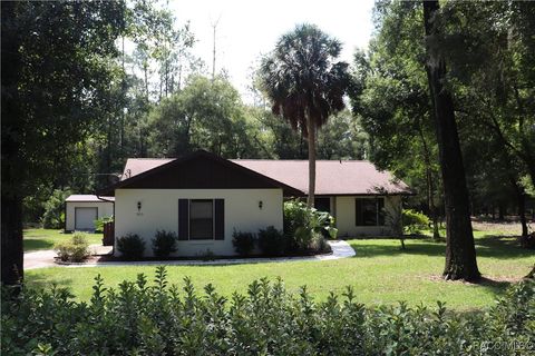 A home in Dunnellon