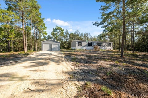 Multifamily For Sale - 7719 W Taffeta Lane<br/> Dunnellon, FL 34433