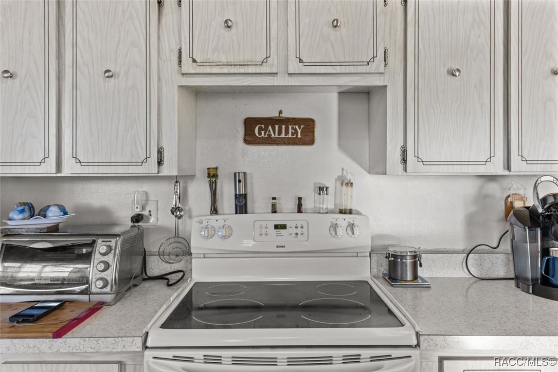 101 S Lucille Street, Beverly Hills, Florida image 18
