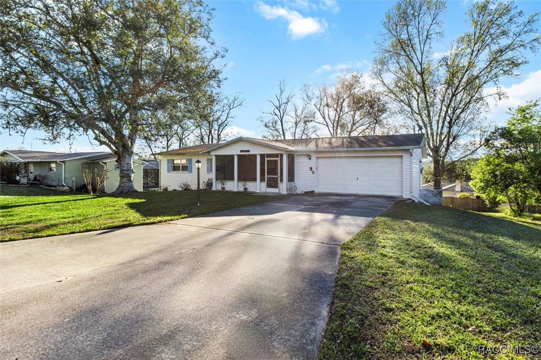 101 S Lucille Street, Beverly Hills, Florida image 3