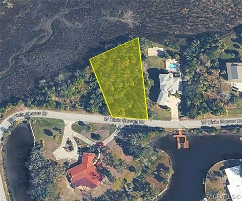 Vacant Land For Sale - 11561 W Dixie Shores Drive<br/> Crystal River, FL 34429