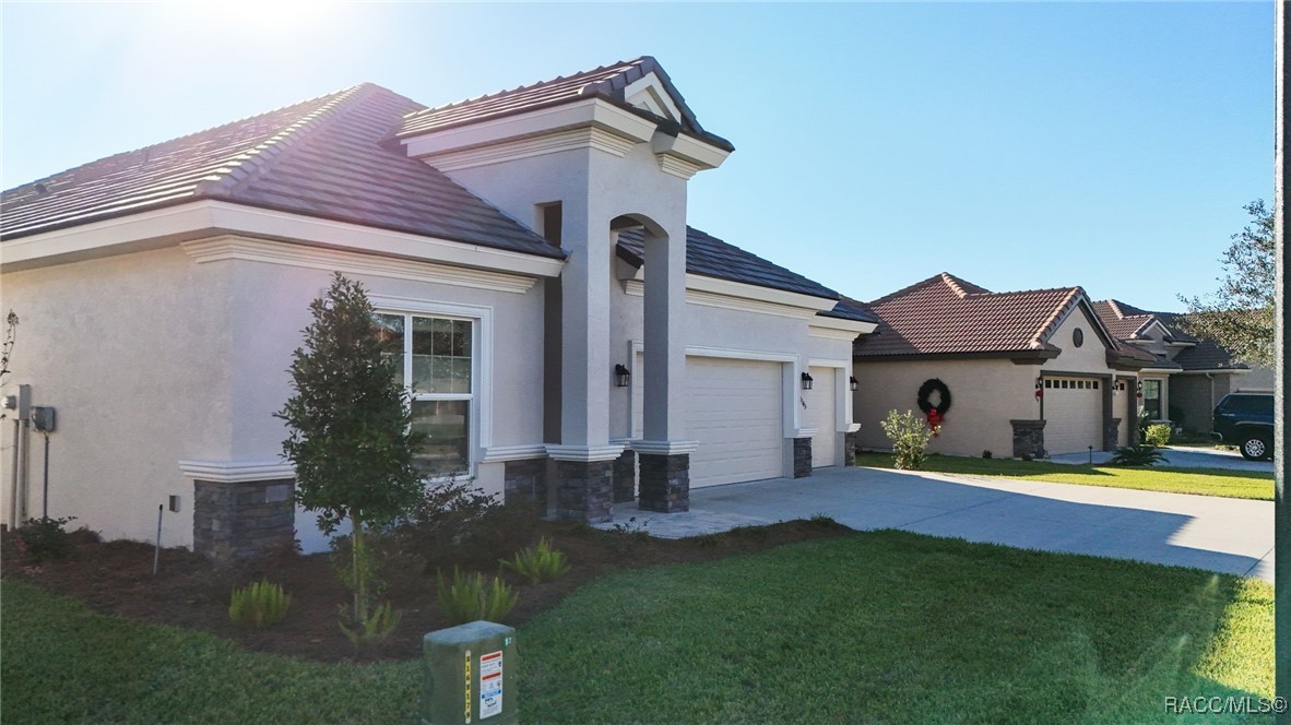 1345 N Whisperwood Drive, Hernando, Florida image 4