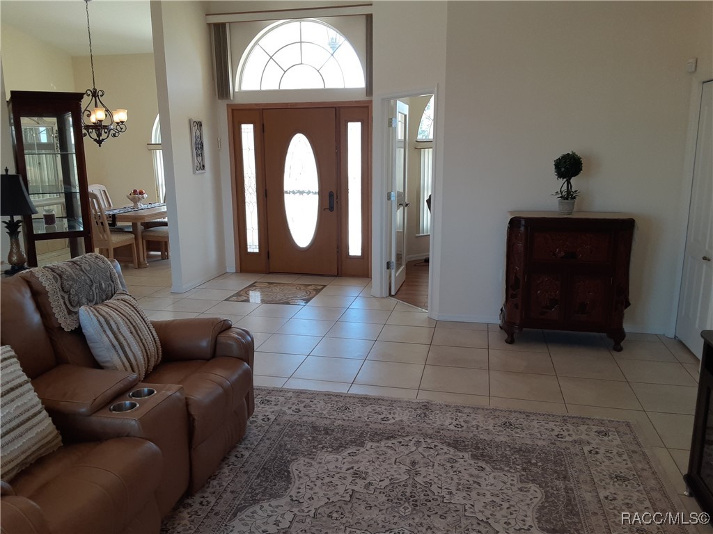 236 N Hambletonian Street