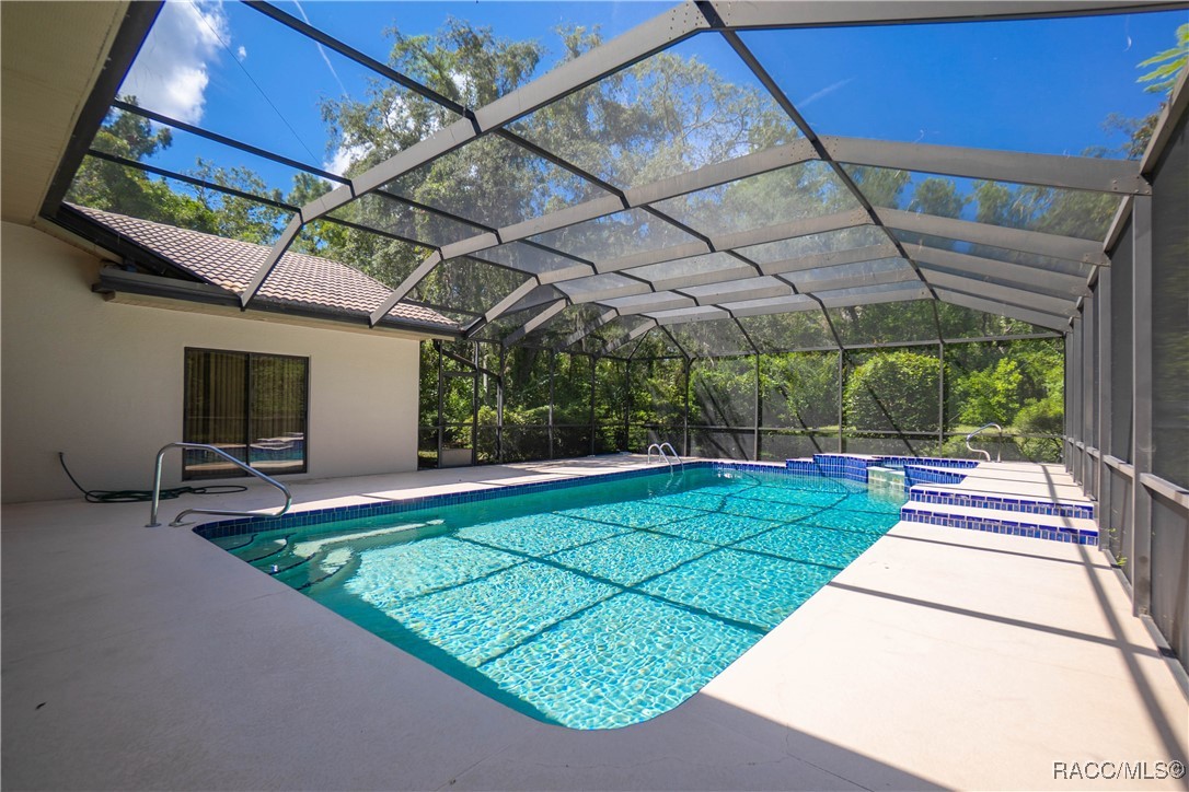 5550 W Yearling Drive