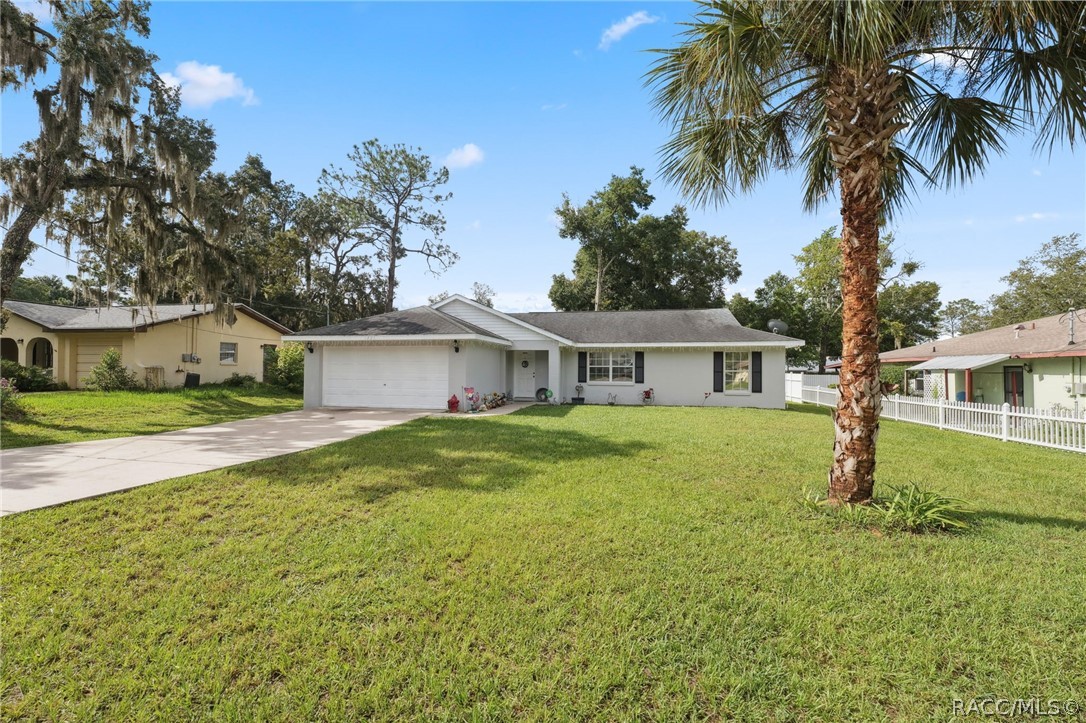 1221 Emerson Street, Inverness, Florida image 5