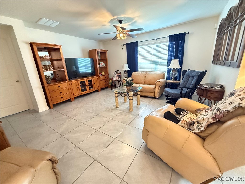 449 W Fairways View Drive, Beverly Hills, Florida image 8