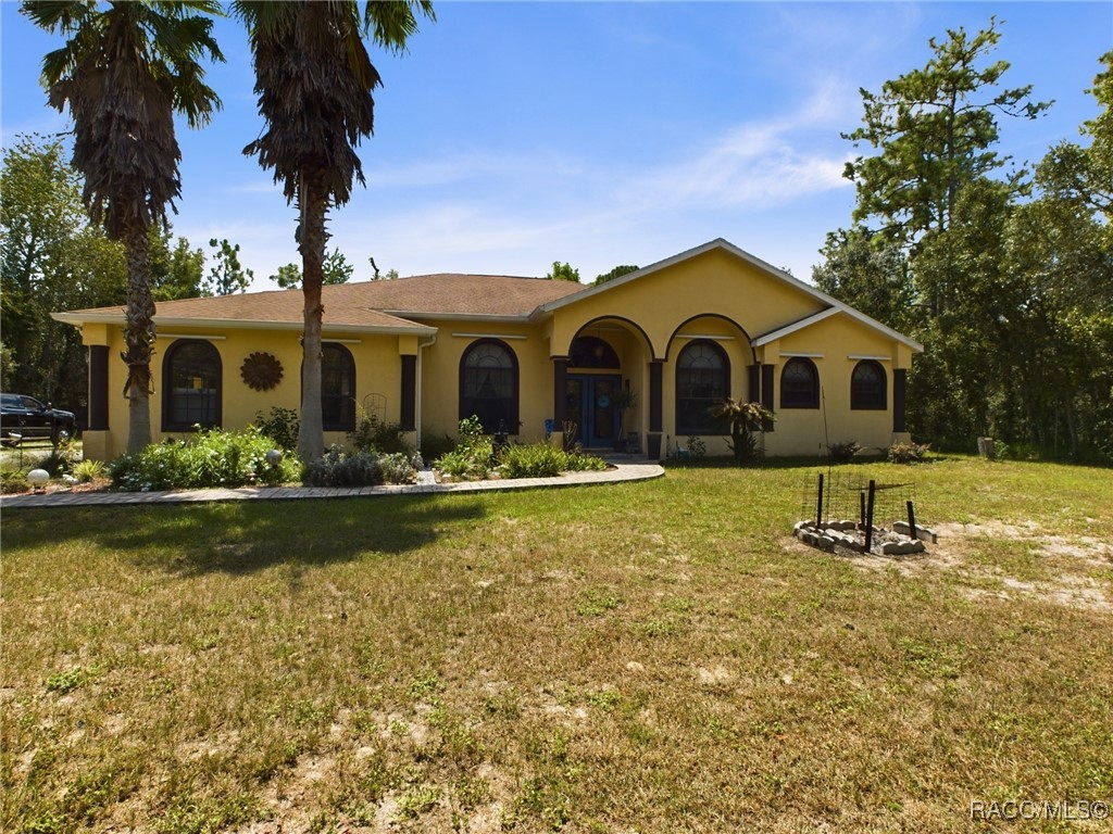 104 E Savoy Street, Lecanto, Florida image 1