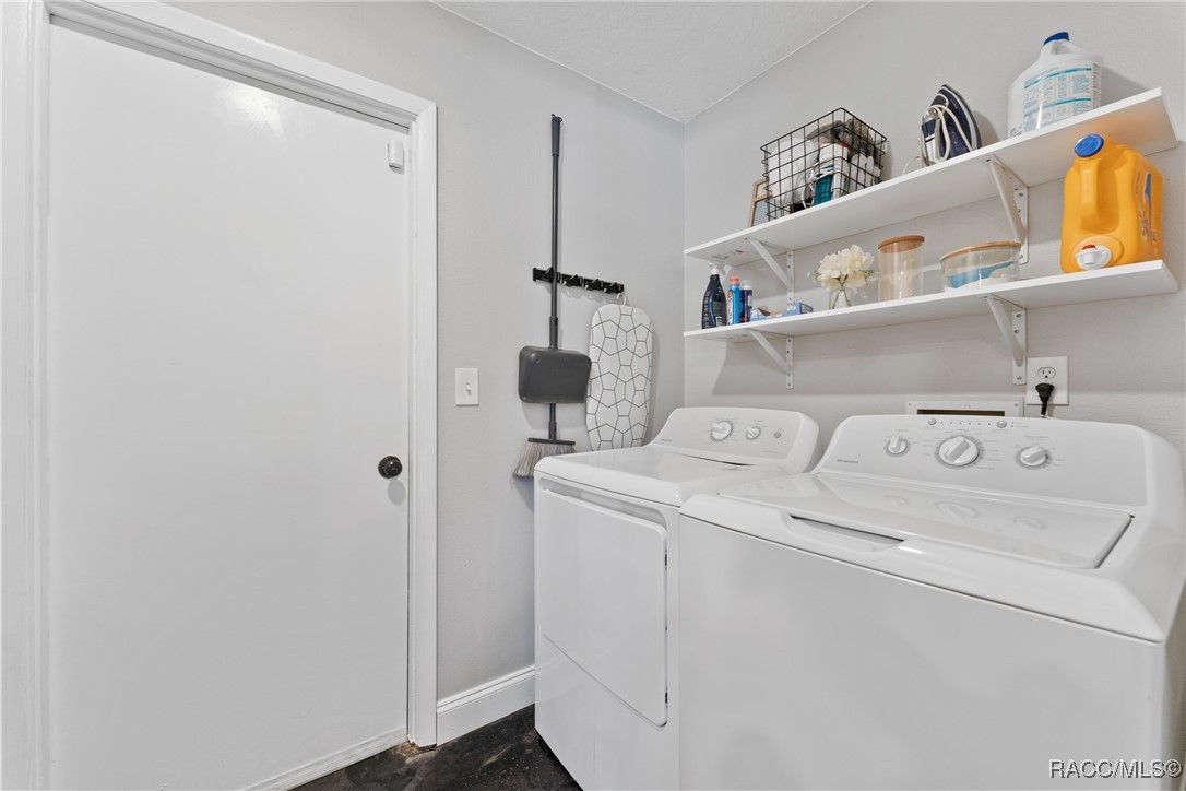 8638 Chadwick Drive, Tampa, New York image 28