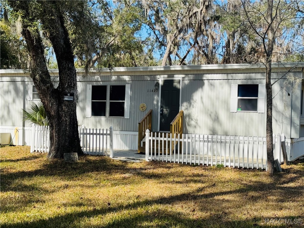 11421 W Red Pine Court, Crystal River, Florida image 3