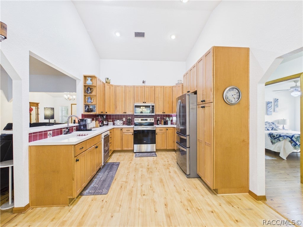 2195 W Huntington Drive