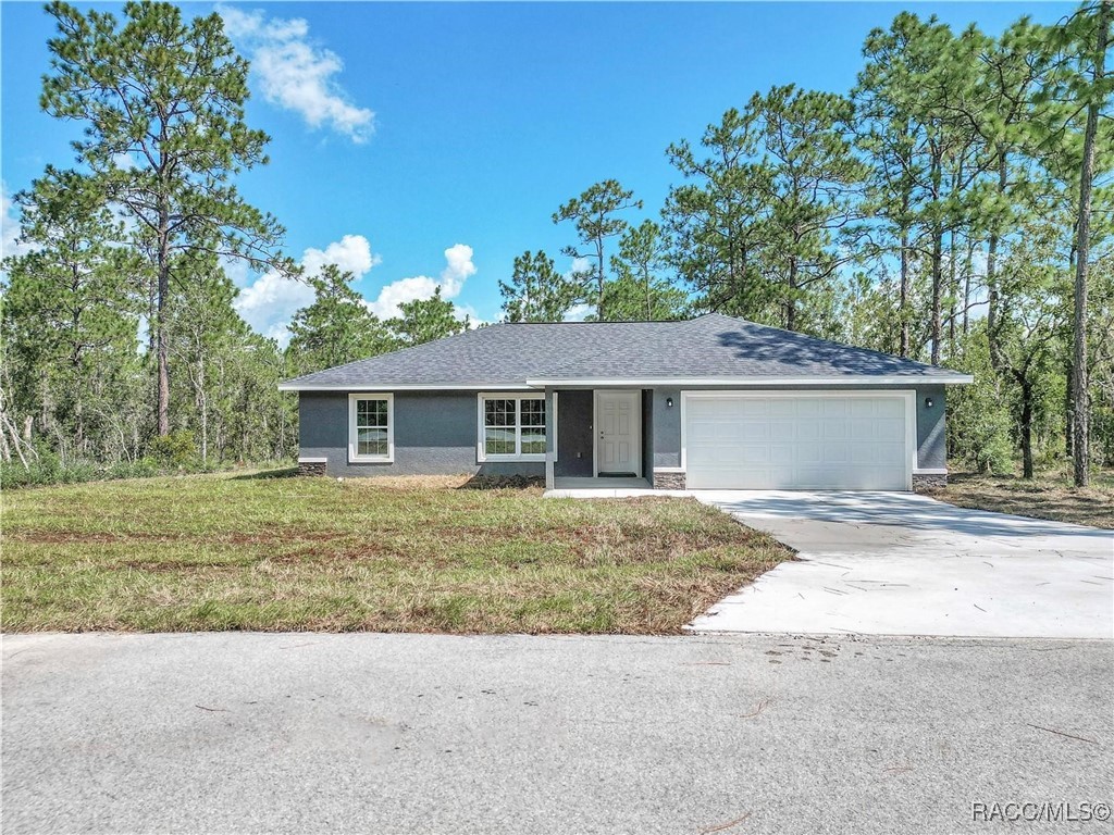 24607 NW Sutton Avenue, Dunnellon, Florida image 1