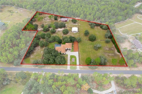 Homes For Sale - 4202 N Pony Drive<br/> Beverly Hills, FL 34465