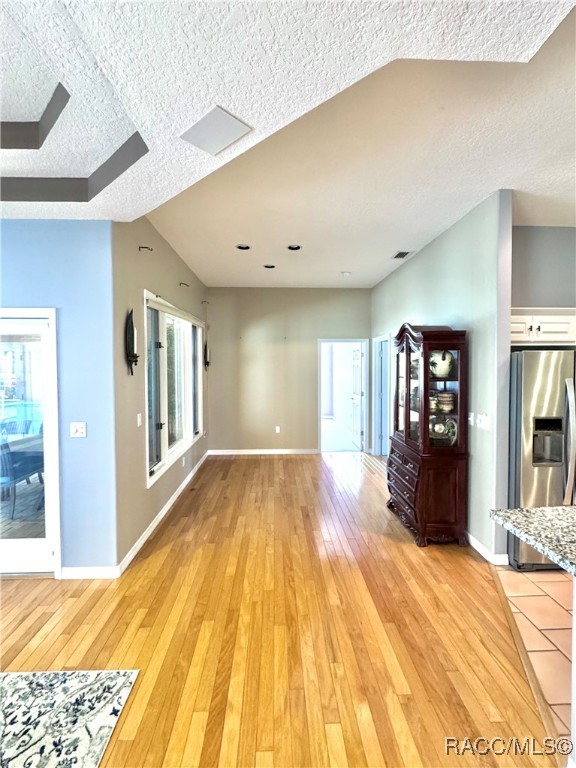 10044 Twelve Oaks Court, Weeki Wachee, Florida image 13