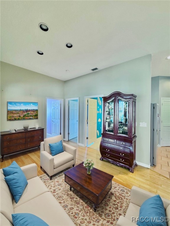 10044 Twelve Oaks Court, Weeki Wachee, Florida image 44