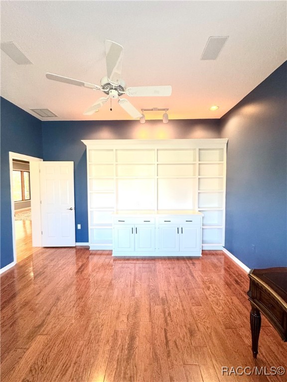 10044 Twelve Oaks Court, Weeki Wachee, Florida image 33