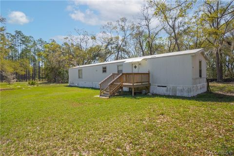 Mobile Home For Sale - 5590 NW 76th Avenue<br/> Chiefland, FL 32626