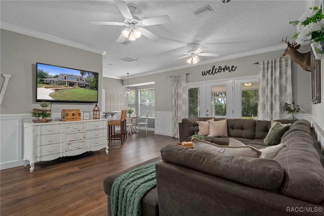 8855 E Larlan Court