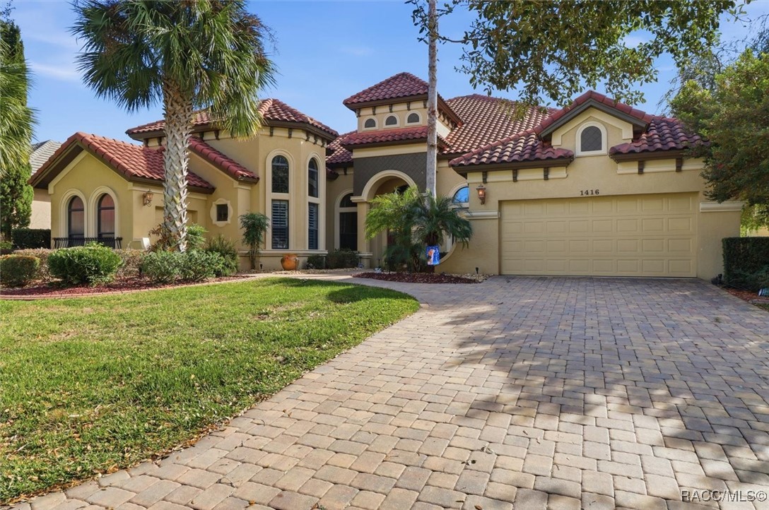 1416 N Ridge Meadow Path