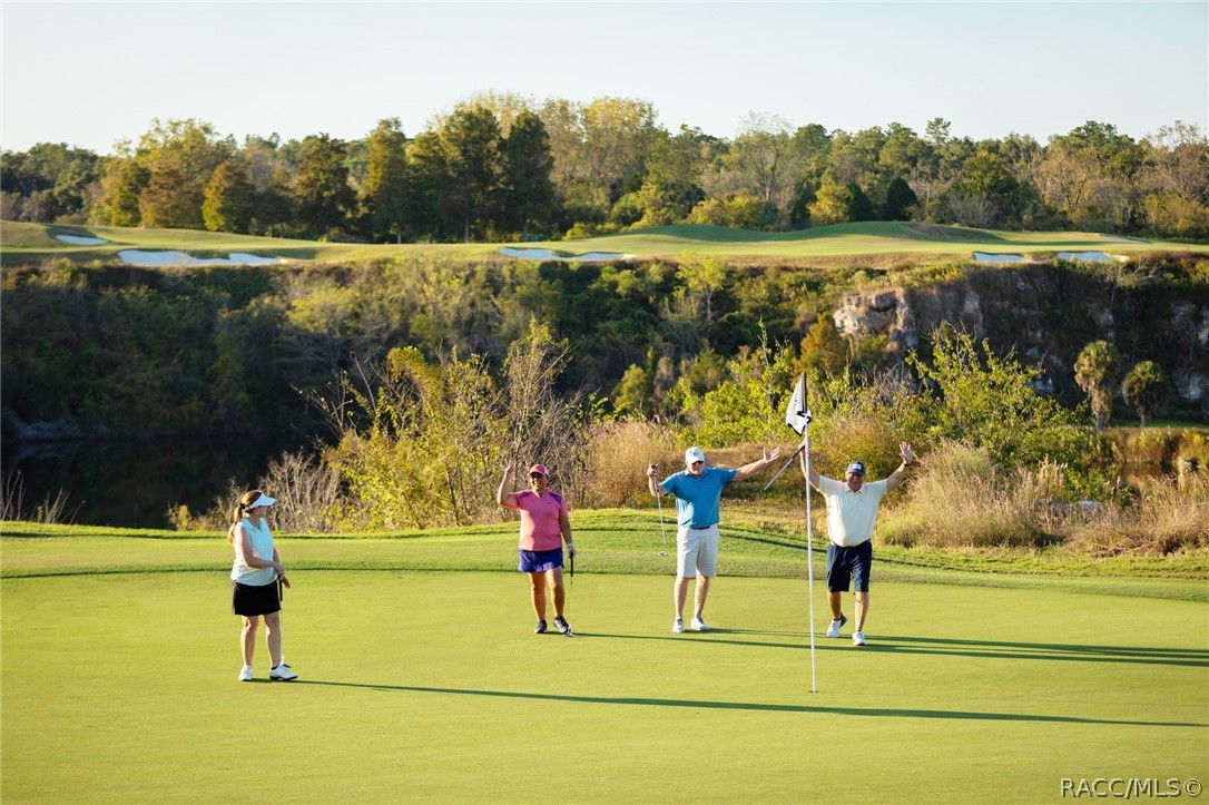 2572 N Crosswater Path