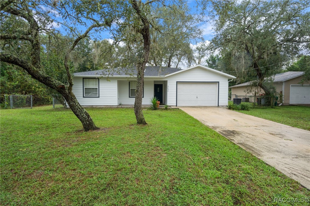 3032 E Murray Street, Inverness, Florida image 1