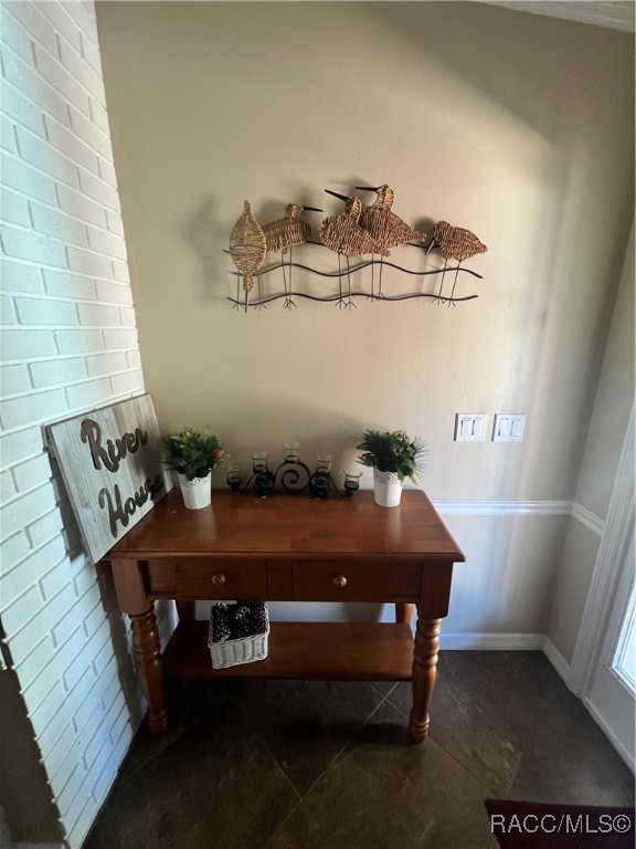 3809 N Seminole Point