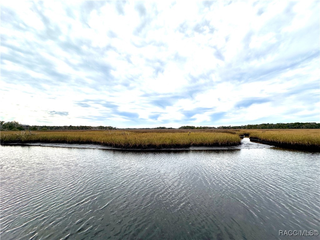 5872 S Shadytree Path