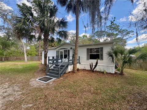 Mobile Home For Sale - 9909 N Northcut Avenue<br/> Citrus County, Crystal River, FL 34428