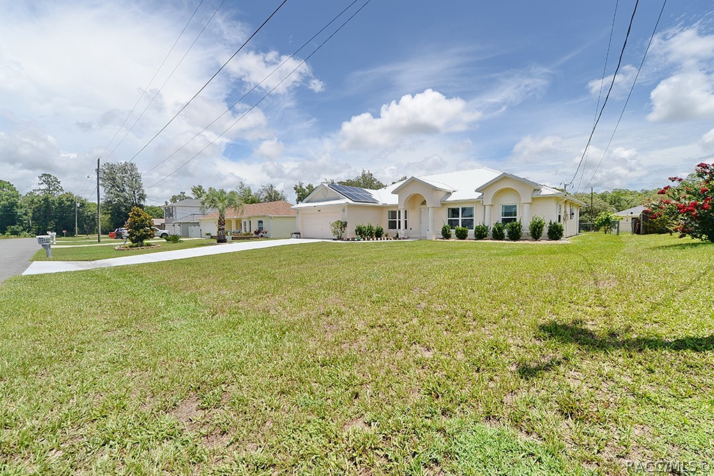 8501 N Tiny Lily Drive, Citrus Springs, Florida image 47