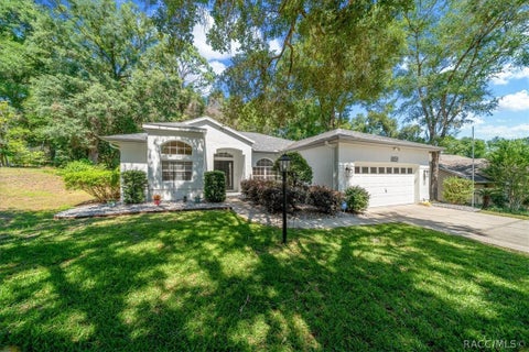 Homes For Sale - 8859 SW 196th Avenue Road<br/> Marion County, Dunnellon, FL 34432