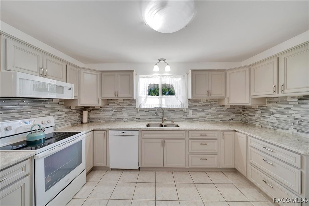 9058 SW 108th Place, Ocala, New York image 27