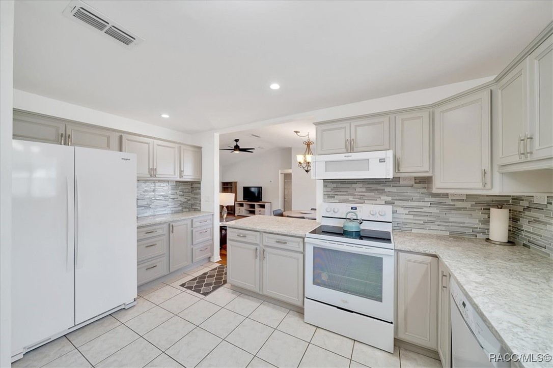 9058 SW 108th Place, Ocala, New York image 29