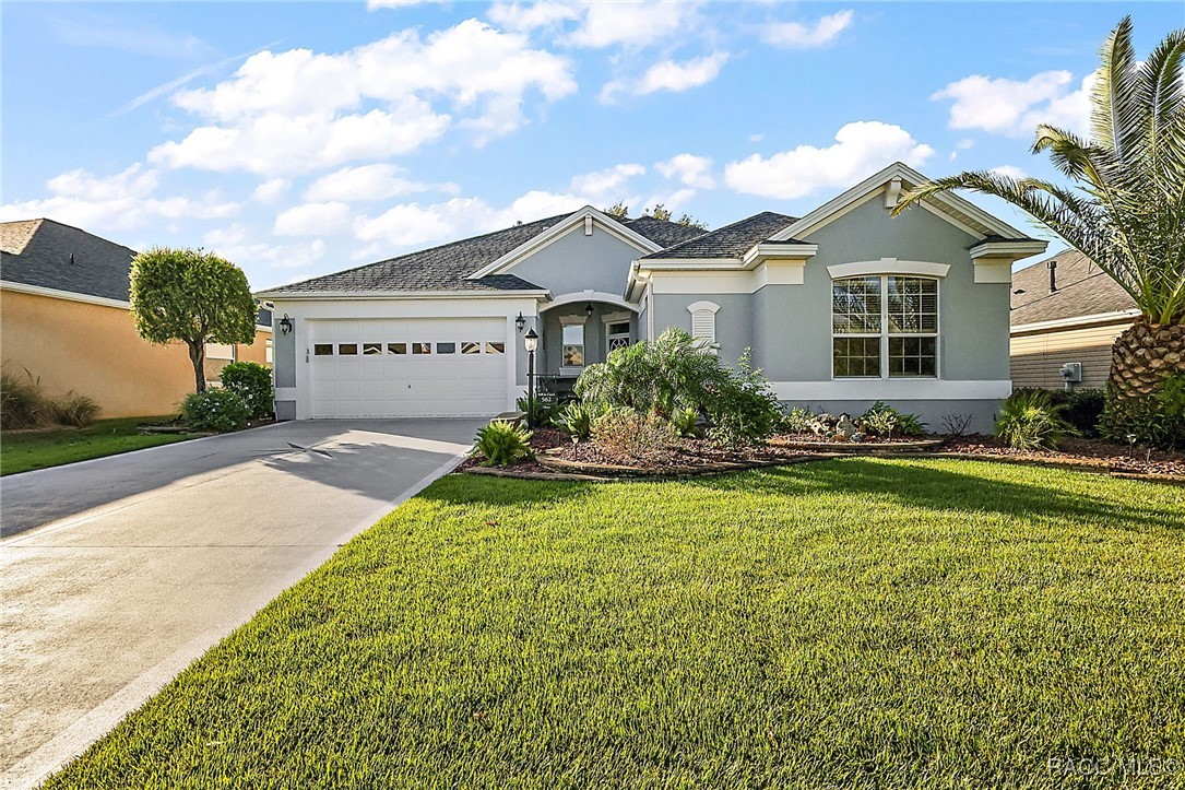 562 Allenwood Loop, The Villages, Florida image 2