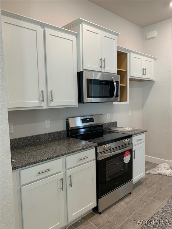 4671 N Rushmore Loop